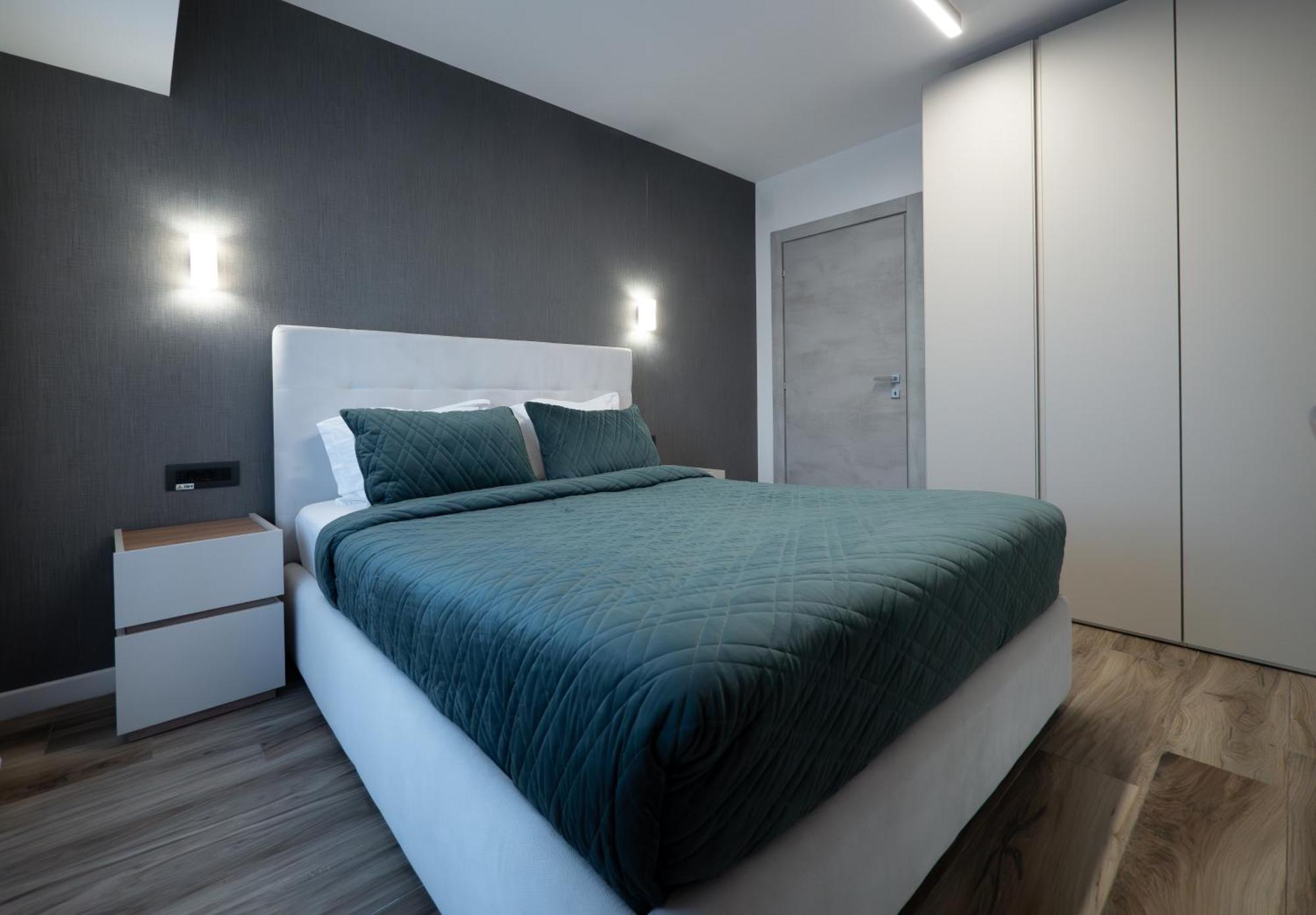 Novos Luxury Hotel
